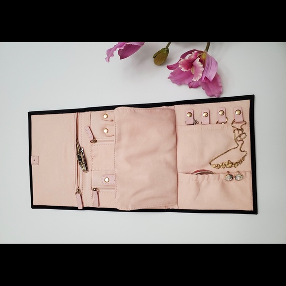 A bundle of 2,Jewelry organizer bags Jewelry rolls - Picture 7 of 16